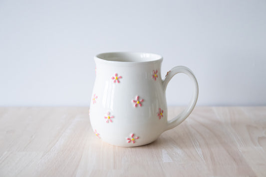 Piped Daisy Mug